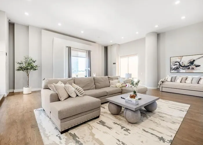 Apartamento Downtown Penthouse Views Gym, Parking #1
